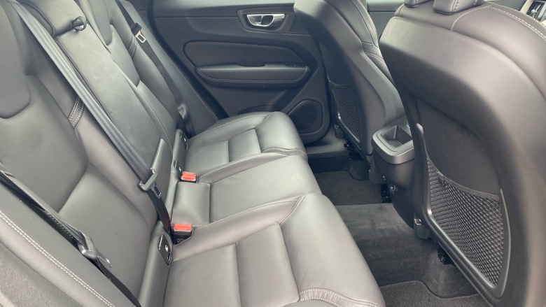 Volvo Xc60 2.0 B5P Inscription 5dr AWD Geartronic Petrol Estate